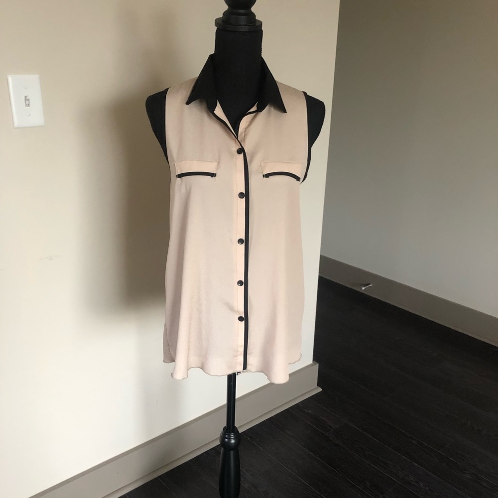 Francesca’s dressy tank Medium